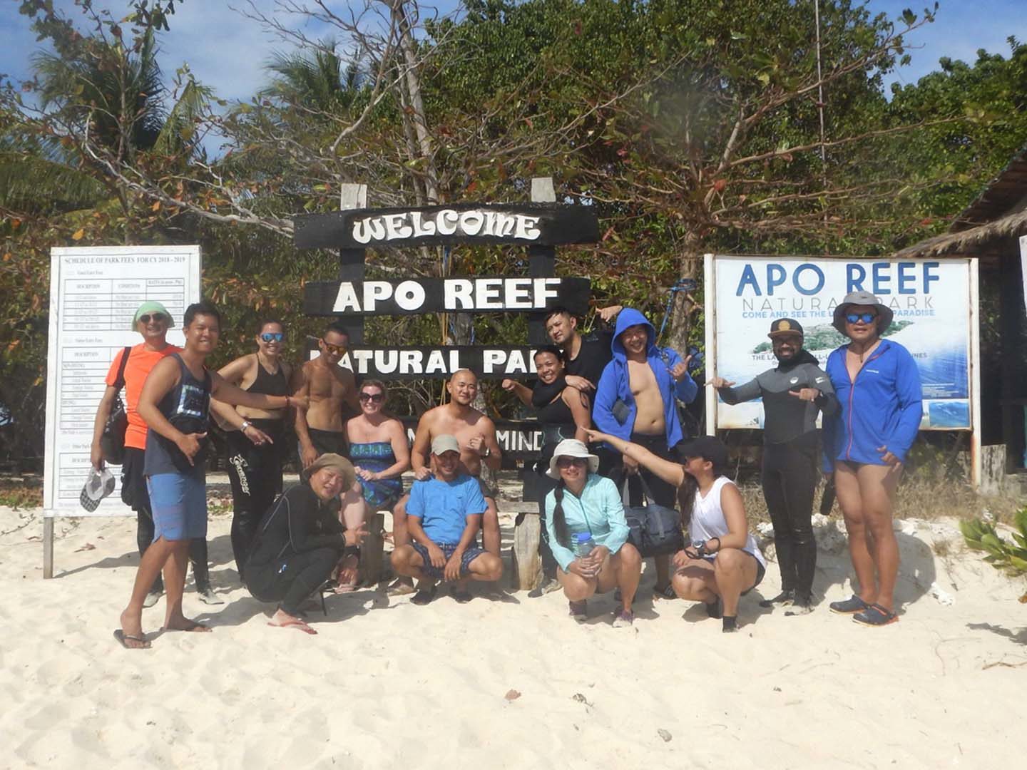Scuba diving group photo in Apo Island
