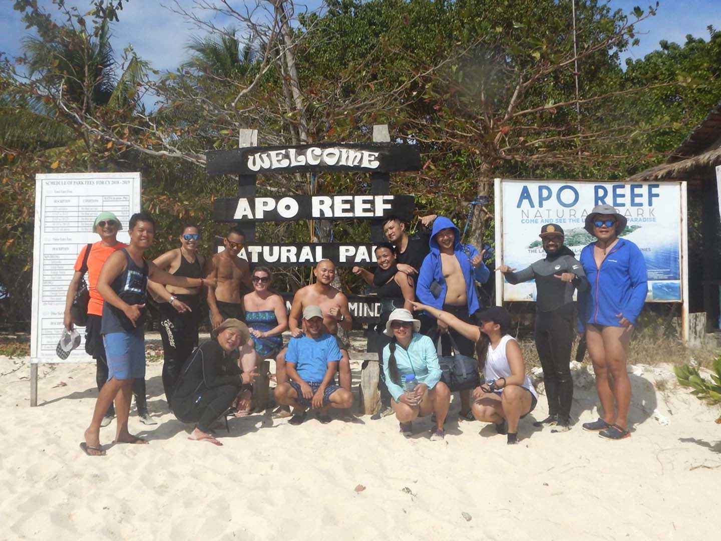 Scuba diving group photo in Apo Island