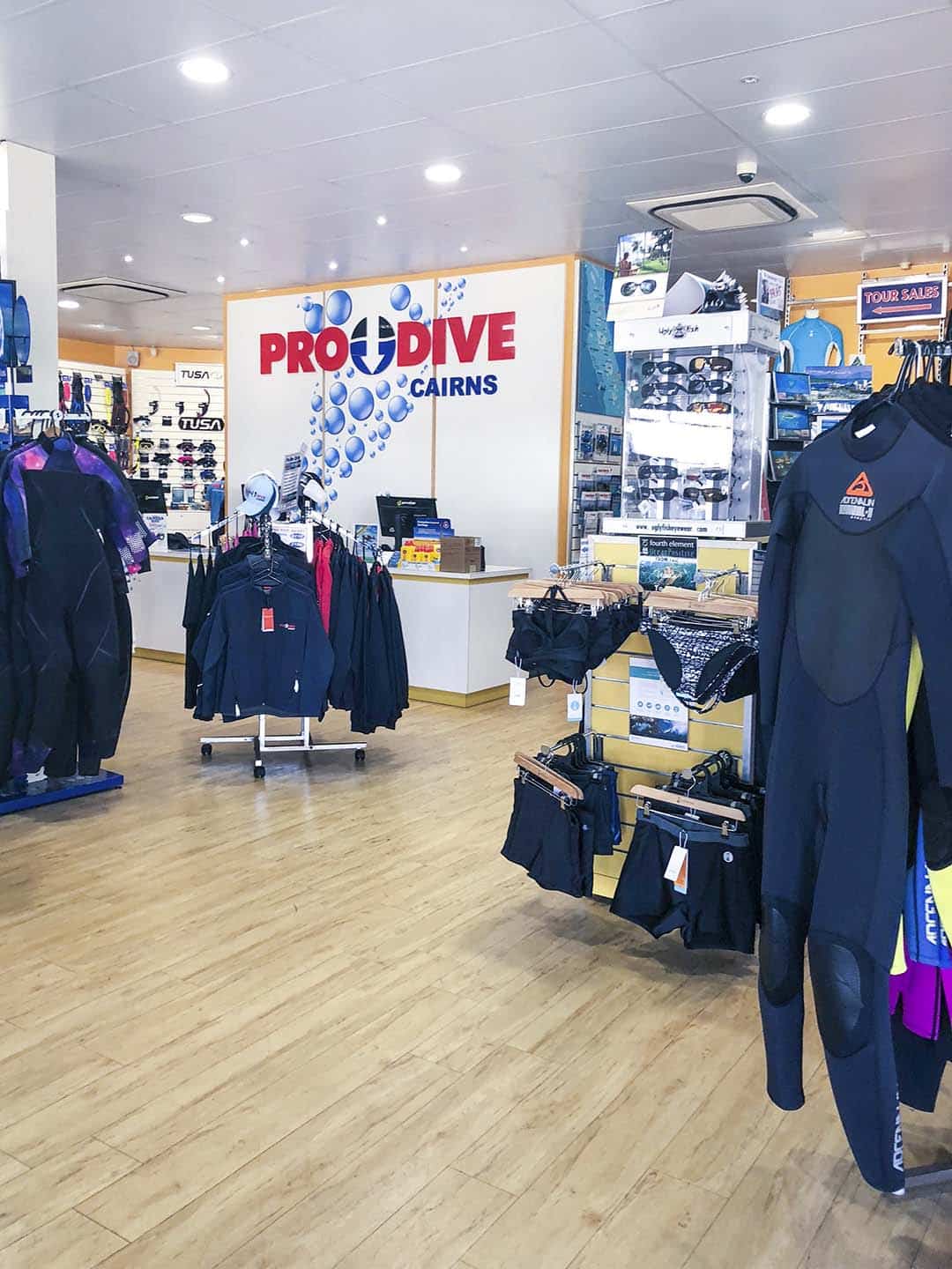 Pro Dive Cairns Dive Shop