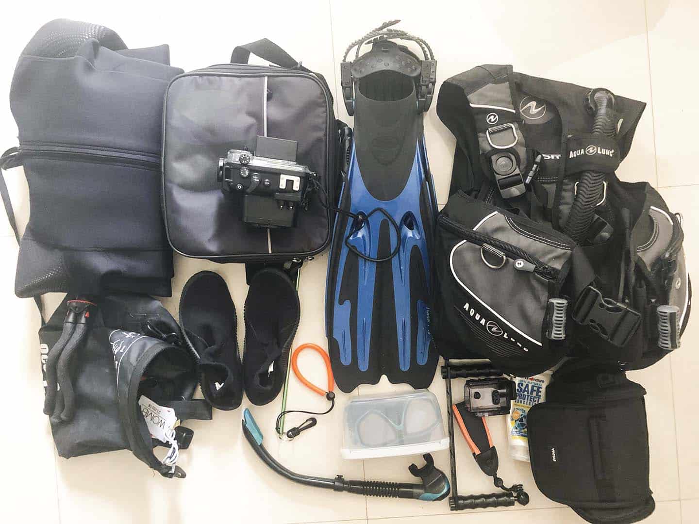 scuba gear and equipment for diving in the Philippines