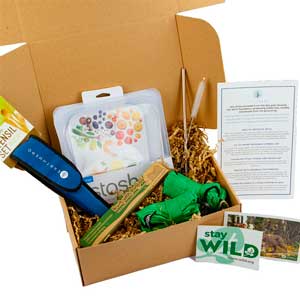 sustainable travel gift for scuba diver: zero waste gift box