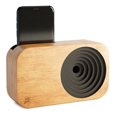 Bitti Gitti electric-free wooden smartphone speaker