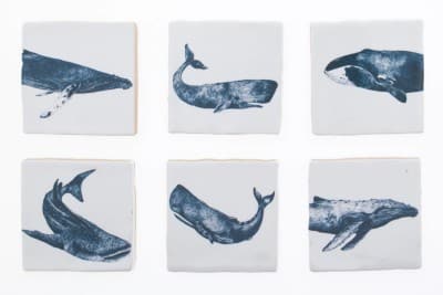 Elegant whale coasters by La Damasquina