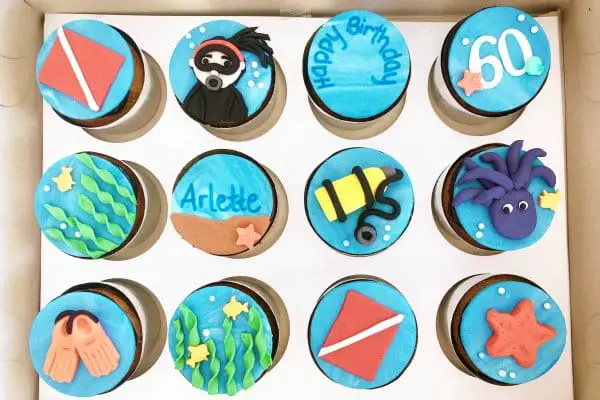 scuba themed cupcakes to celebrate diving milestones