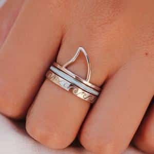 Handmade Ocean Jewelry: 13 Shops for Ocean Lovers 22 Pura Vida Shark Week Ring Stack