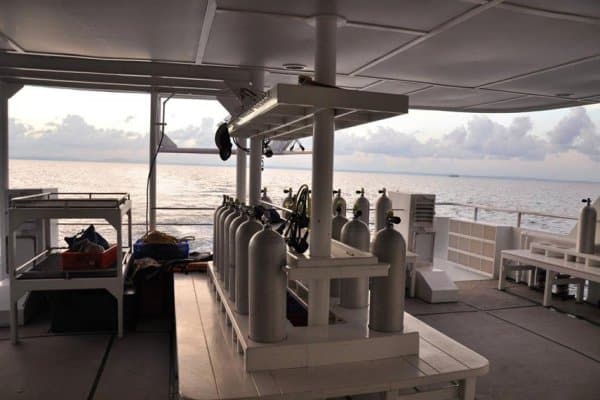 Infiniti liveaboard dive deck